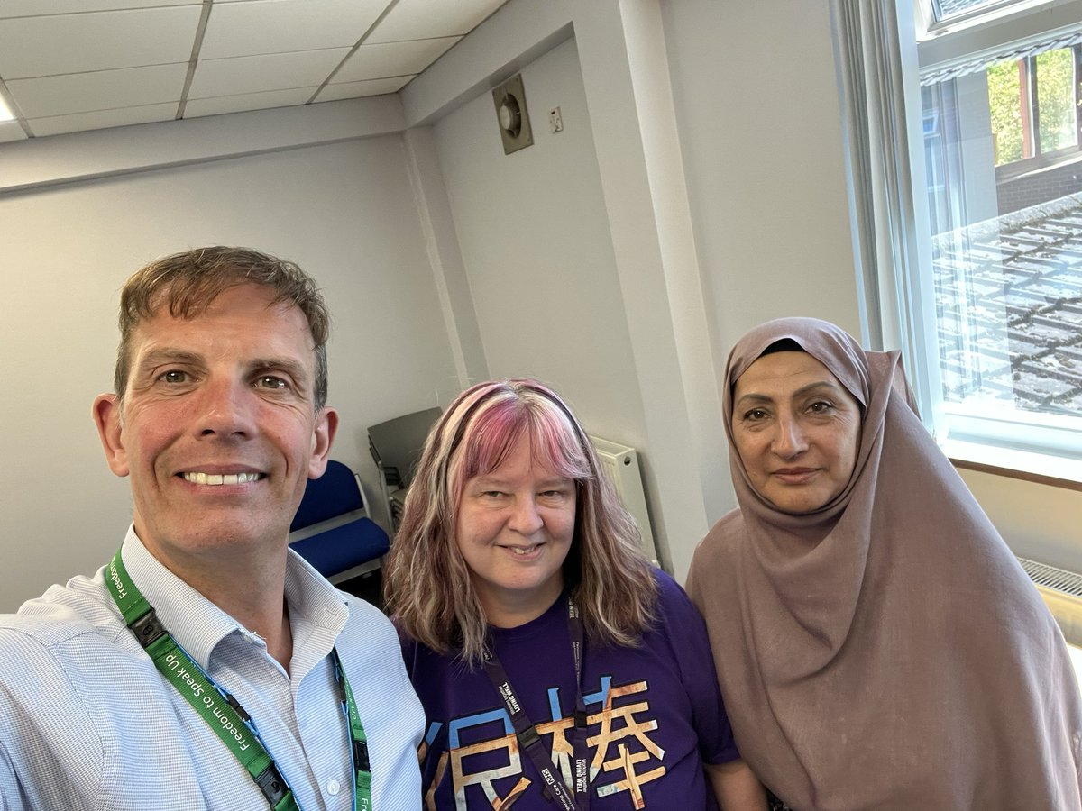 Anthonyhassallnhs (@anthassallnhs) on Twitter photo It was humbling to meet Hamida & Joycelyn yesterday & hear how Hamida & her family survived a difficult journey from Afghanistan to UK after the Taliban takeover. Hamida is now an amazing member of #PennineCarePeople team <a href="/PennineCareNHS/">Pennine Care NHS FT</a> in our #North Domestic Team <a href="/iolanthe/">Jocelyn Lavin โจ๐ช๐๐</a> It was humbling to meet Hamida & Joycelyn yesterday & hear how Hamida & her family survived a difficult journey from Afghanistan to UK after the Taliban takeover. Hamida is now an amazing member of #PennineCarePeople team <a href="/PennineCareNHS/">Pennine Care NHS FT</a> in our #North Domestic Team <a href="/iolanthe/">Jocelyn Lavin โจ๐ช๐๐</a>