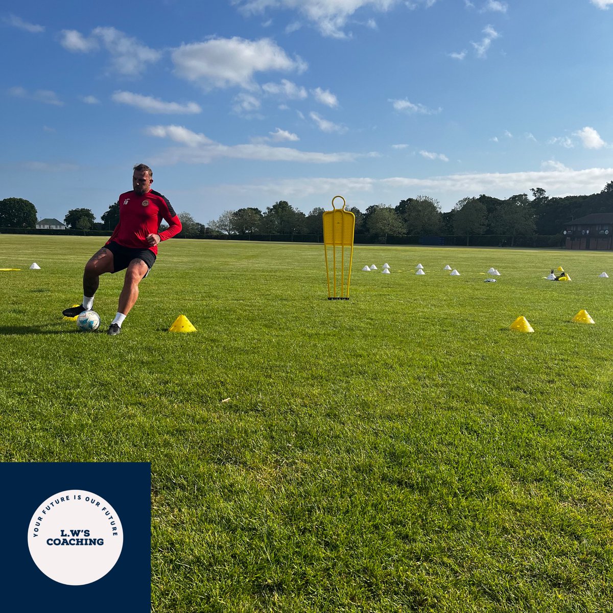 Liam Wilson (@liam_wilsonnn) on Twitter photo Friday Session 🥵🌞// <a href="/dphillips05/">Darren Phillips</a>
🔹
▶️ Darren Phillips
▶️ <a href="/SittingbourneFC/">Sittingbourne FC</a>
🔹
Class session with Dal, working on different areas of his game. Getting that pre pre-season in!
Onto Mondays session with the big man💙
DM for interest or bookings!
IG: LWCoaching Friday Session 🥵🌞// <a href="/dphillips05/">Darren Phillips</a>
🔹
▶️ Darren Phillips
▶️ <a href="/SittingbourneFC/">Sittingbourne FC</a>
🔹
Class session with Dal, working on different areas of his game. Getting that pre pre-season in!
Onto Mondays session with the big man💙
DM for interest or bookings!
IG: LWCoaching