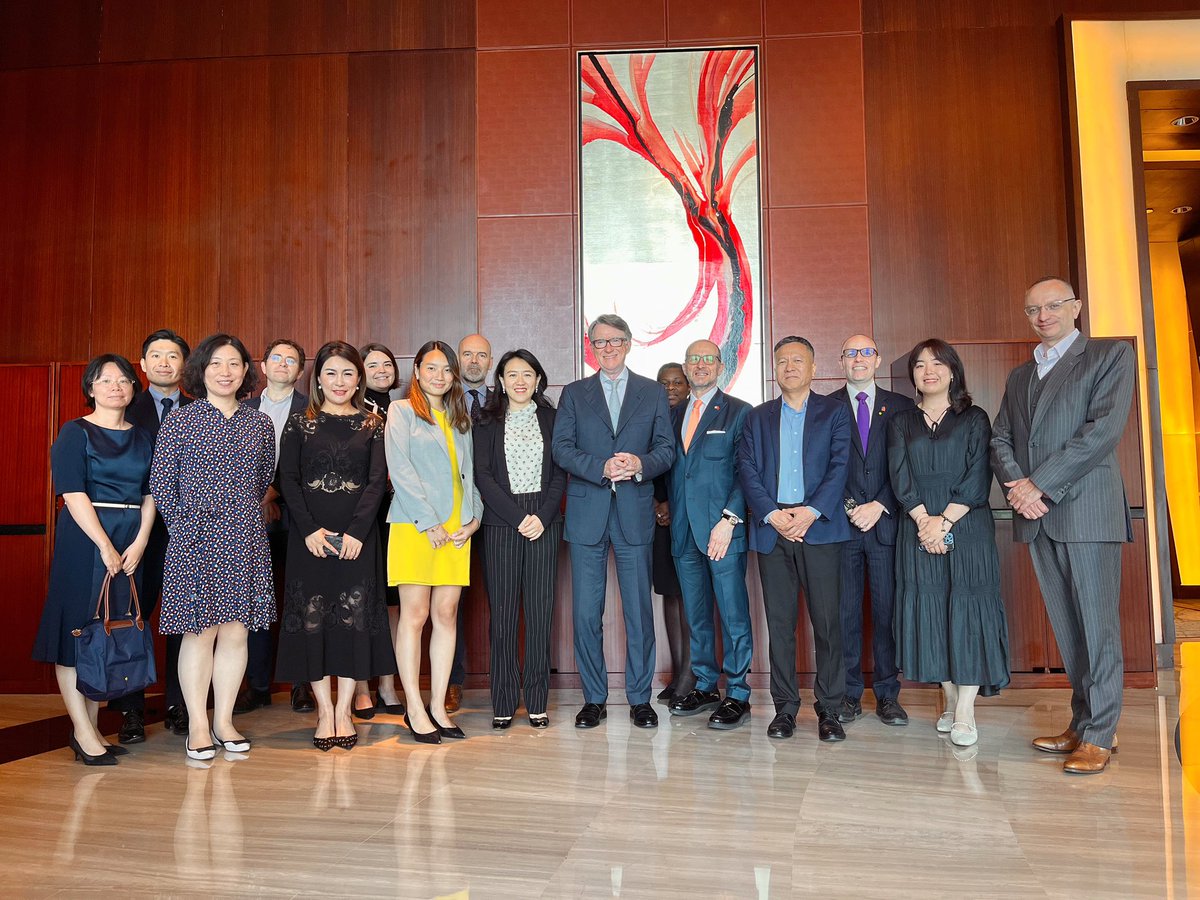 Qian Liu (@qianliuchina) on Twitter photo Privileged to host a closed-door luncheon with Lord Peter Mandelson during his first post-Covid trip to China with VIP guests from <a href="/BritChamChina/">British Chamber of Commerce in China</a> and <a href="/EuropeanChamber/">European Chamber</a> . A wise and charismatic politician with sobering and hopeful notes. Privileged to host a closed-door luncheon with Lord Peter Mandelson during his first post-Covid trip to China with VIP guests from <a href="/BritChamChina/">British Chamber of Commerce in China</a> and <a href="/EuropeanChamber/">European Chamber</a> . A wise and charismatic politician with sobering and hopeful notes.
