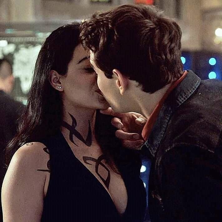 #Shadowhunters #SaveShadowhunters #ReturnToTheShadows