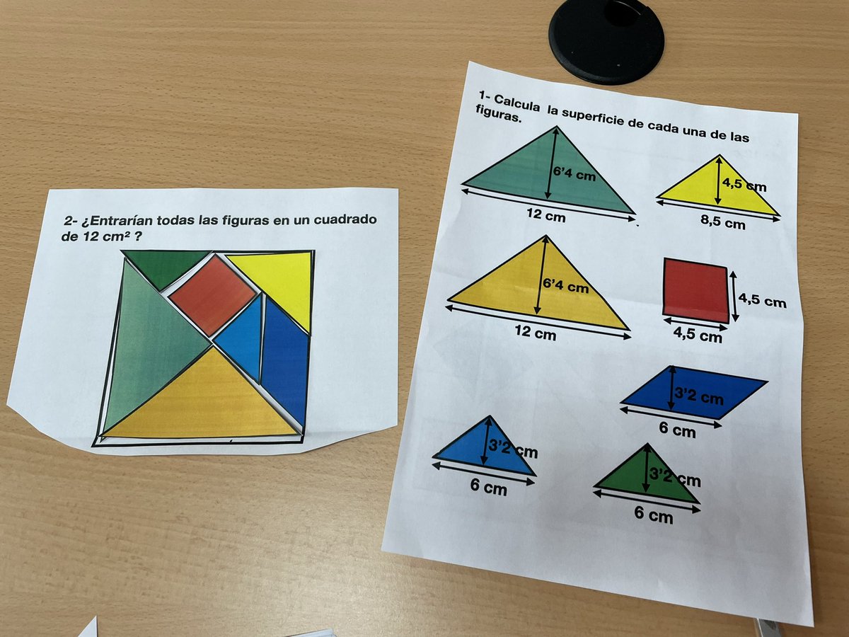 Hablandoennubes's tweet image. En #matemáticas trabajamos con el tangram para aprender acerca de superficies, ángulos y figuras geométricas. En #thinkercad el alumnado diseña su tangram y lo imprimimos en 3D en el #polocreativo para que cada uno/a tenga el suyo. #ceipBalaídos #edixgal