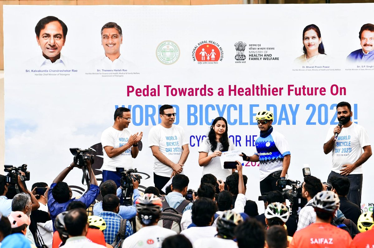 #HappyHyderabad @happy_hyderabad 
#HyderabadCyclingRevolution @HydcyclingRev has celebrated #WorldBicycleDay
#WorldBicycleDay2023
in collaboration with @MoHFW_INDIA @TelanganaHealth @BYCSIndia 

Thank you @mansukhmandviya @BRSHarish 🙏

@sselvan @DrBhairrviJoshi @DigitalMediaTS