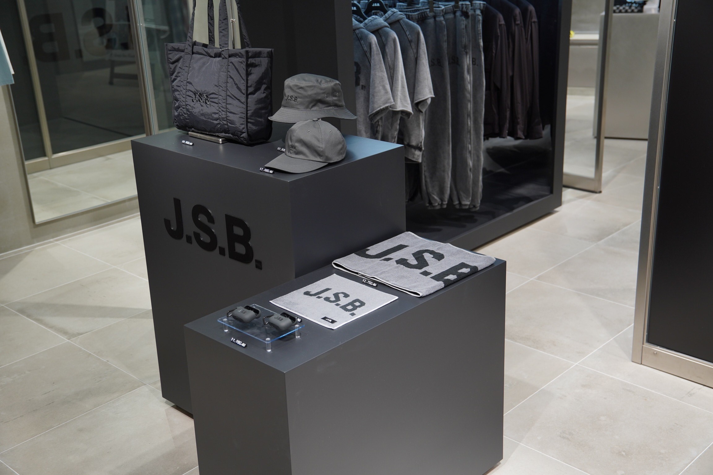 VERTICAL_GARAGE on X: 