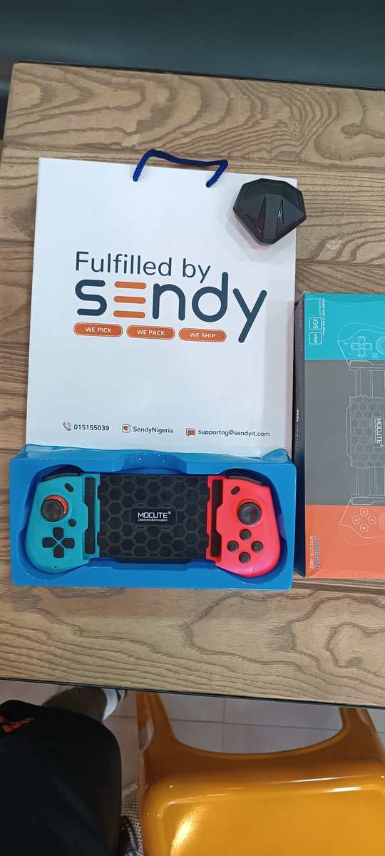 Caleb Bezos tweet media