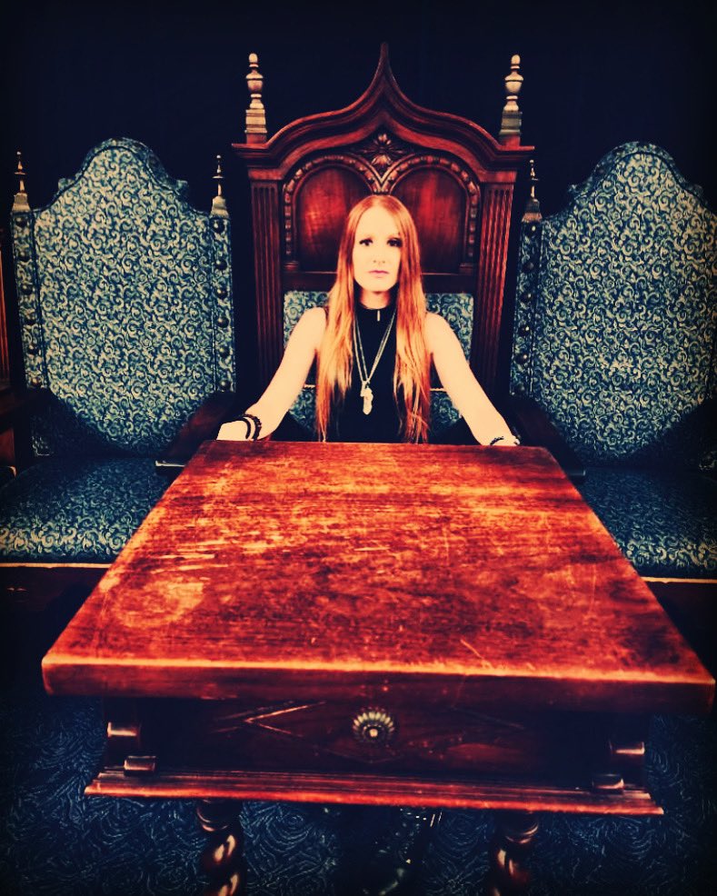 officialnatGG's tweet photo. IYKYK #ventura #california #manifestyourlife #synchronistic #queen #royal #loveislove #highesttimeline #nataliejones #ghosthuntergirls #author #paraflixx #paranormalplus #bossbabe #travelphotography #picoftheday #itsinmyblood #creator #pacific #coast #paracon #paranormal https://t.co/RCPVlt8ddl