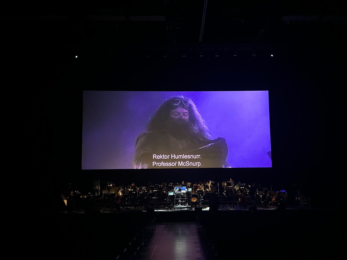 Excited to make my debut with the wonderful #TrondheimSymphonyOrchestra tonight as they play every note of #HarryPotterandthePhilosophersStone #LivetoProjection. 

#HarryPotterinConcert @CineConcertsLLC