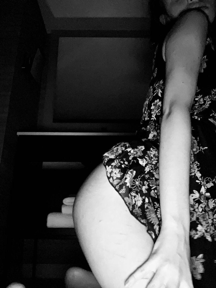 fembbylil's tweet photo. b &amp; w photoshoot! <3 
(in the dark >w<)
#nsfwtwt #femboy #ftm #cute #trans #breedable #small #softboy #sub #submissive #cumdump #slut #virgin #virginwhore https://t.co/qcKeJ5uUBR