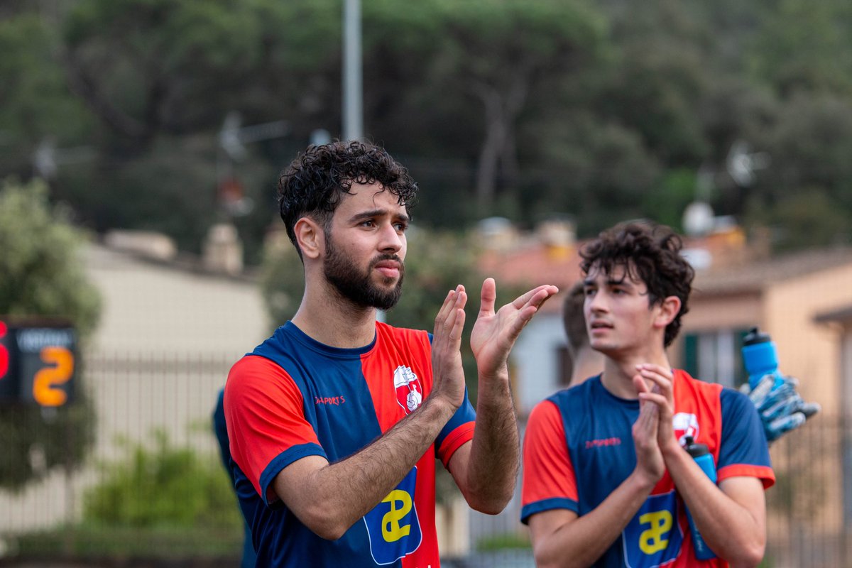 ClubFBegur's tweet photo. B🌞N DIA AFICIÓ! Volem fer H1STORIA🥁 https://t.co/VVWcDUuR8e