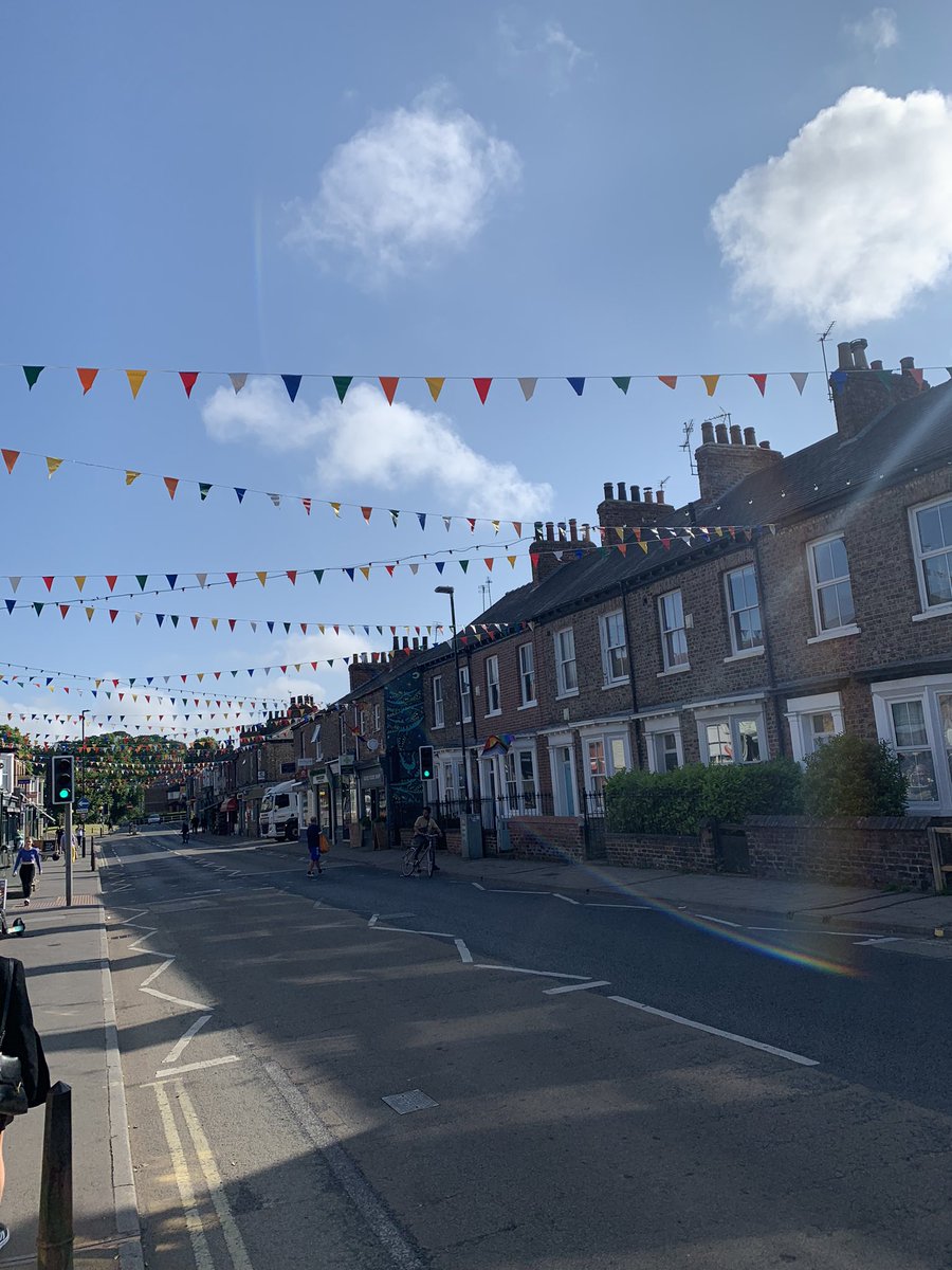 Well, bishy road is ready for pride! <a href="/bishyroadnet/">Bishy Road</a> <a href="/YorkPride/">York Pride 🏳️‍🌈</a> Amazing cake (and cinnamon buns) at The Pig&amp;Pastry <a href="/thepig1000/">The Pig</a>