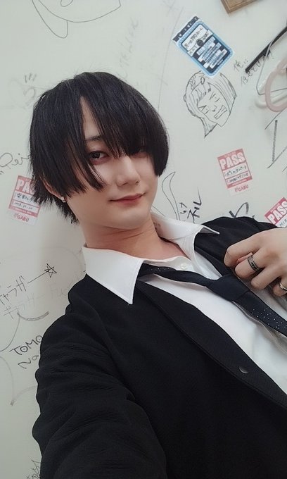 #ヌルパフォ6  Day1 1部ありがとうございました〜!! なんだかんだ間に合うおじさんです。  リハも無く緊張を解く暇もなく本番を迎えましたが、いかがだったでしょうか。 体感5秒過ぎて何ならもうちょいやりたかった感じありますね!w  また関西来れる機会があったらお会いしましょう〜!
