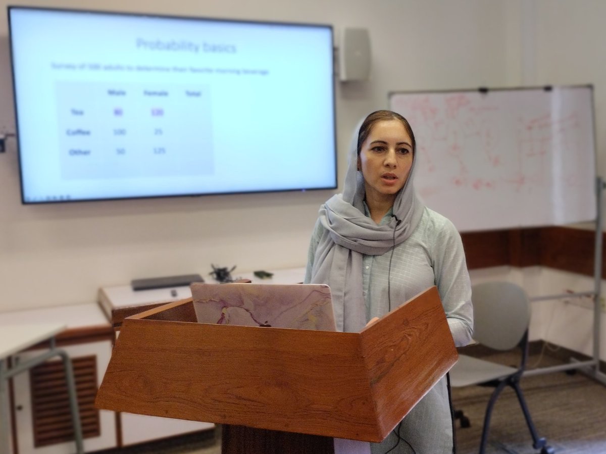 shznaqvi's tweet image. Ms. Zainab Siddiq introduces the fascinating world of NDC modeling using statistical probability &amp;amp; Bayes theorem, the application of advanced statistical techniques in understanding and predicting NCDs.
 #NCDModeling #StatisticalProbability #BayesTheorem