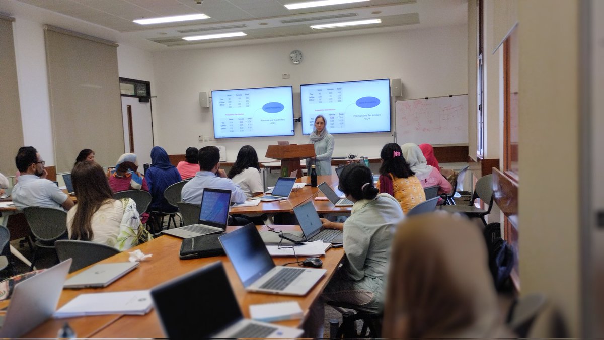 shznaqvi's tweet image. Ms. Zainab Siddiq introduces the fascinating world of NDC modeling using statistical probability &amp;amp; Bayes theorem, the application of advanced statistical techniques in understanding and predicting NCDs.
 #NCDModeling #StatisticalProbability #BayesTheorem