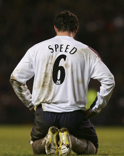 @robertmdaws May he RIP...Fabulous classy player....@OfficialBWFC 
#GarySpeed