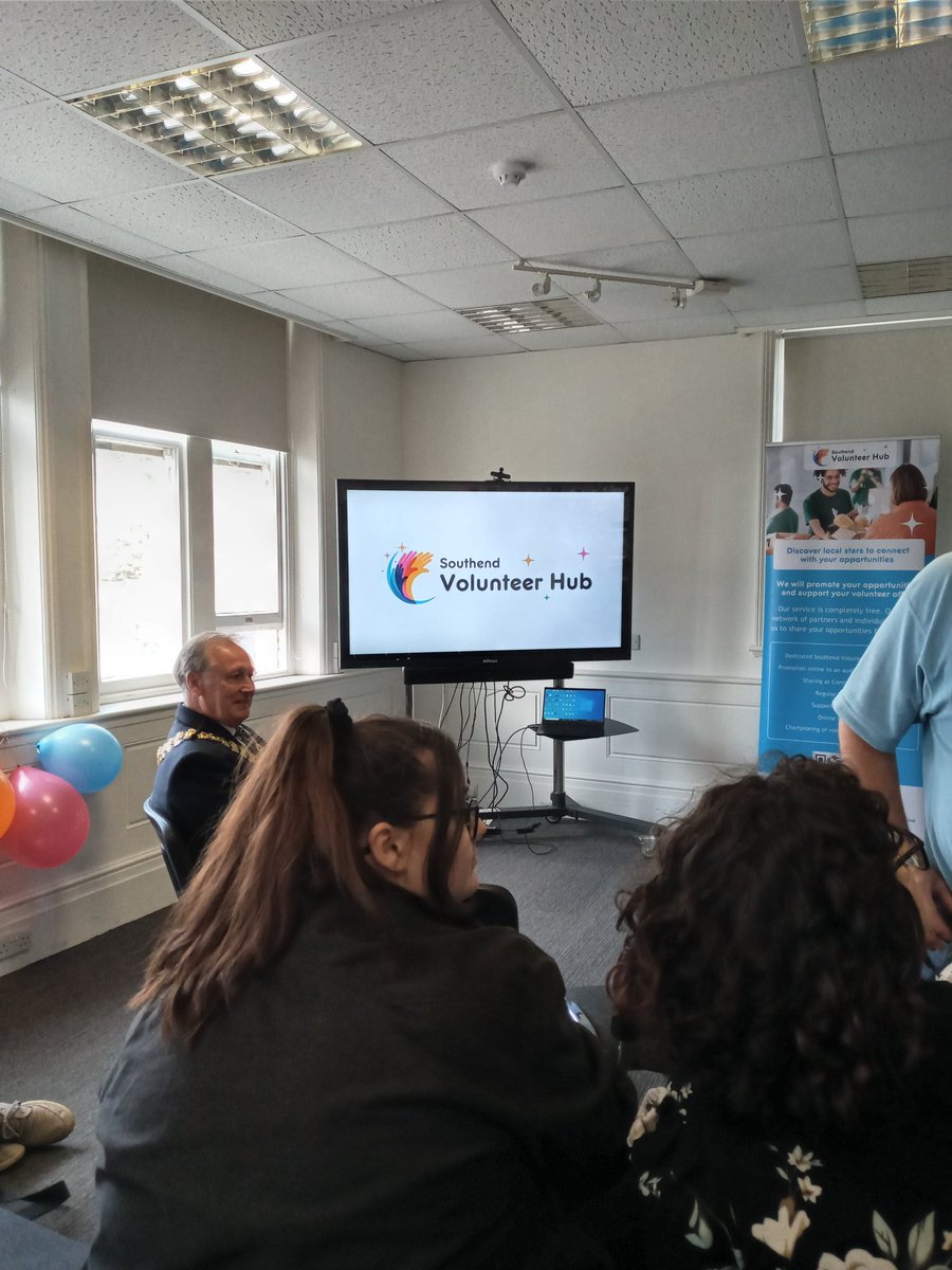 TLVolunteers's tweet photo. Thanks to @savs_southend yesterday for bringing us together for their Volunteer Hub launch. Very pleased to be working with such a great group of people again.
Was good to talk about the future of  volunteering in Southend together. @TrustLinksLtd https://t.co/LQkdBH04sn