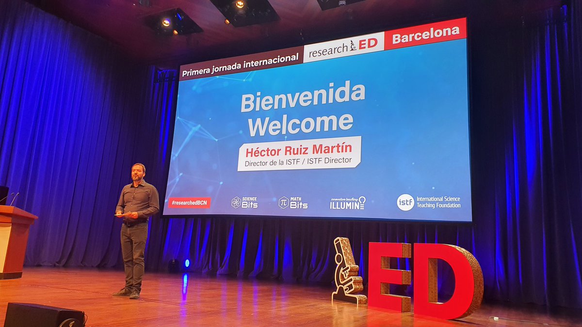 neusheras's tweet photo. Comença la jornada #reserchED. Com diu l @hruizmartin, https://t.co/EEFQJTSbTS fonamentar la didàctoca en el que ens diu la ciència sobre #comaprenem. Promet ser interessantíssim. Espero aprendre molt. @InnovacioE https://t.co/5UrabsXsQJ