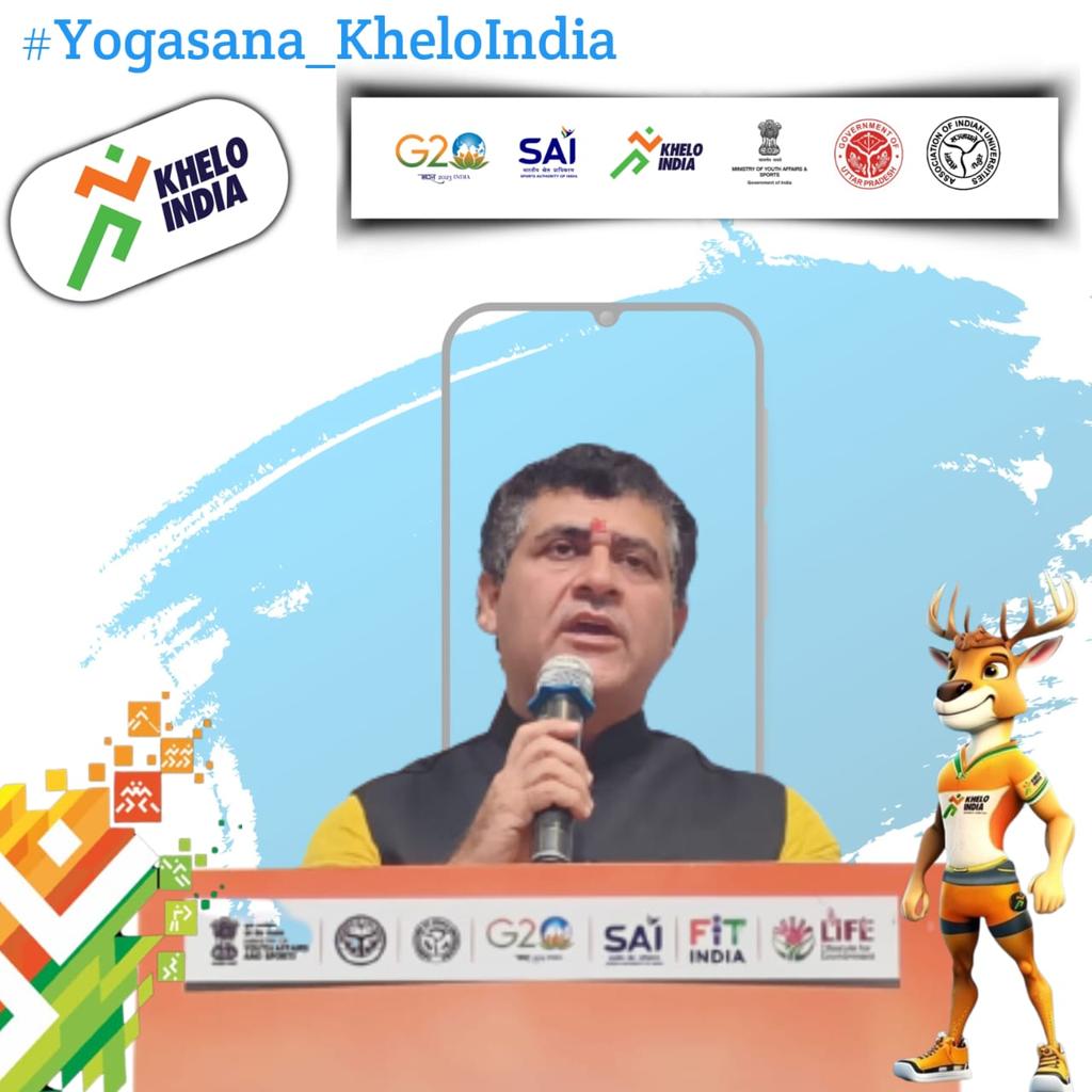 Geetanjali99421's tweet photo. नेशनल योगासना स्पोर्ट्स फेडरेशन* के  महासचिव_, परम् आदरणीय @DrJaideepArya  सर जी* के _निर्देशन एवं मार्गदर्शन_ खेलो इंडिया योगासन ....  काशी में शुभारंभ हुआ 

#Yogasana_KheloIndia https://t.co/yYeFbLcvK6