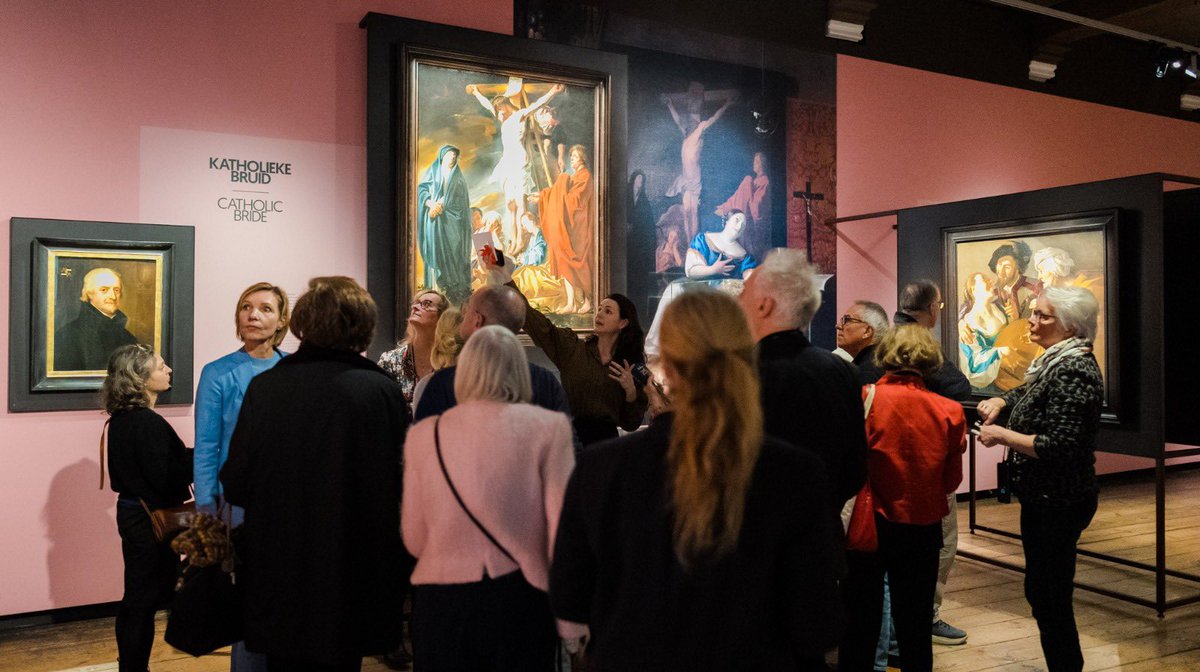 Morgen is de eerste zondag van de maand. Dat betekent dat iedere inwoner van #Delft gratis ons #museum kan bezoeken. Deze zondag is extra bijzonder: de laatste dag van de tentoonstelling Het Delft van Vermeer! Vraag je Delftse Vriendpas aan: prinsenhof-delft.nl/plan-je-bezoek…
<a href="/GemeenteDelft/">Gemeente Delft</a>