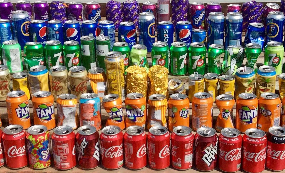 Celebrating #YorkPride today 🌈
Here’s a rainbow of cans I recycled earlier.
Don’t forget if you’re heading to the Knavesmire today to recycle with @StNicksFields, recycling is for everyone!
@YorkPride #MetalRecyclesForever