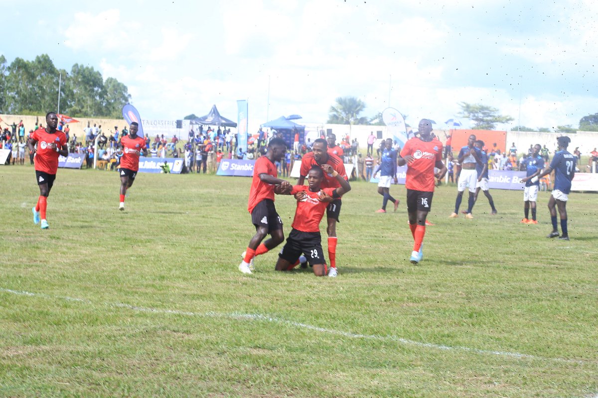 jbmutebi22's tweet image. @UgandaCup Final | 49th Edition

HT:
 Police FC 0-1 @VipersSC 
@miltonkarisa29

#StanbicUgandaCup | #POLVIP