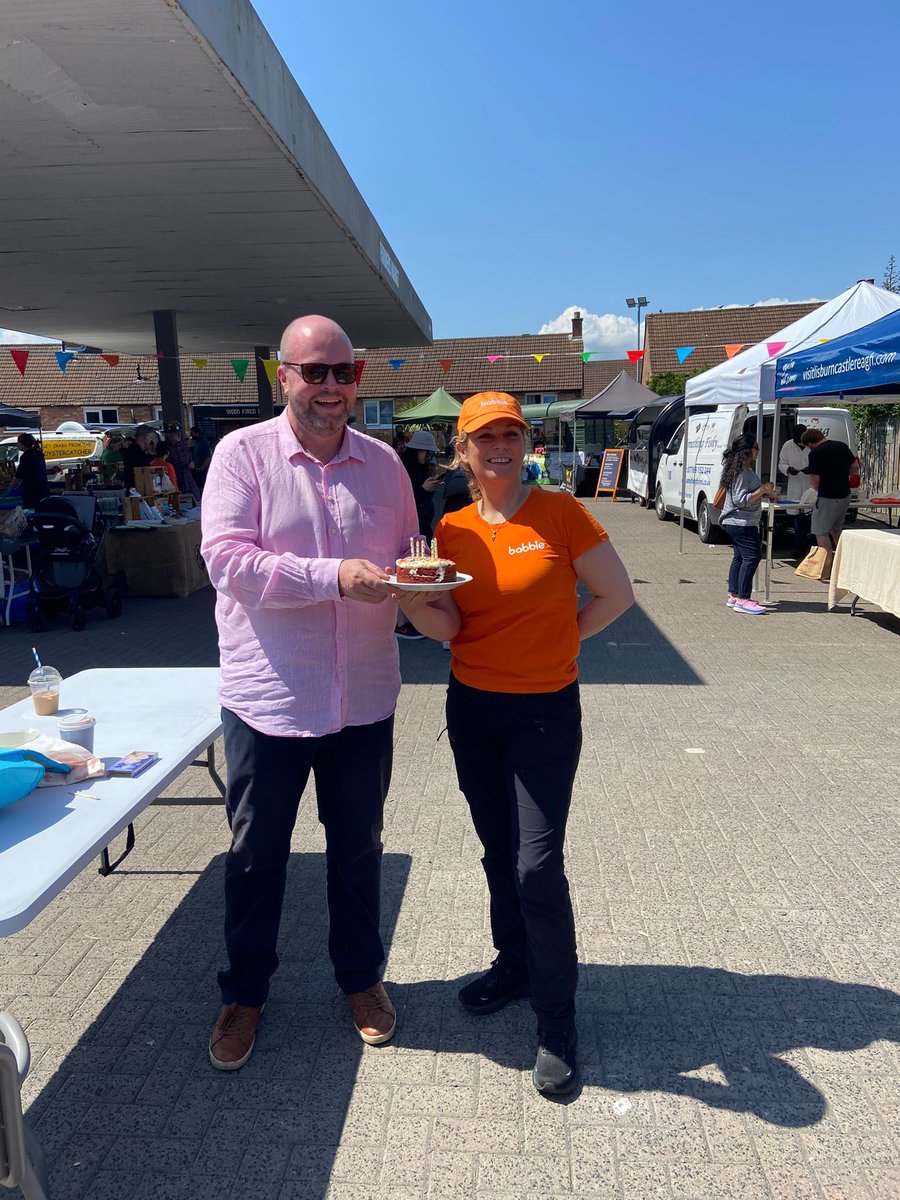 🎂Brought a cake to @InnsCrossMarket to celebrate their 9th Birthday 🥳