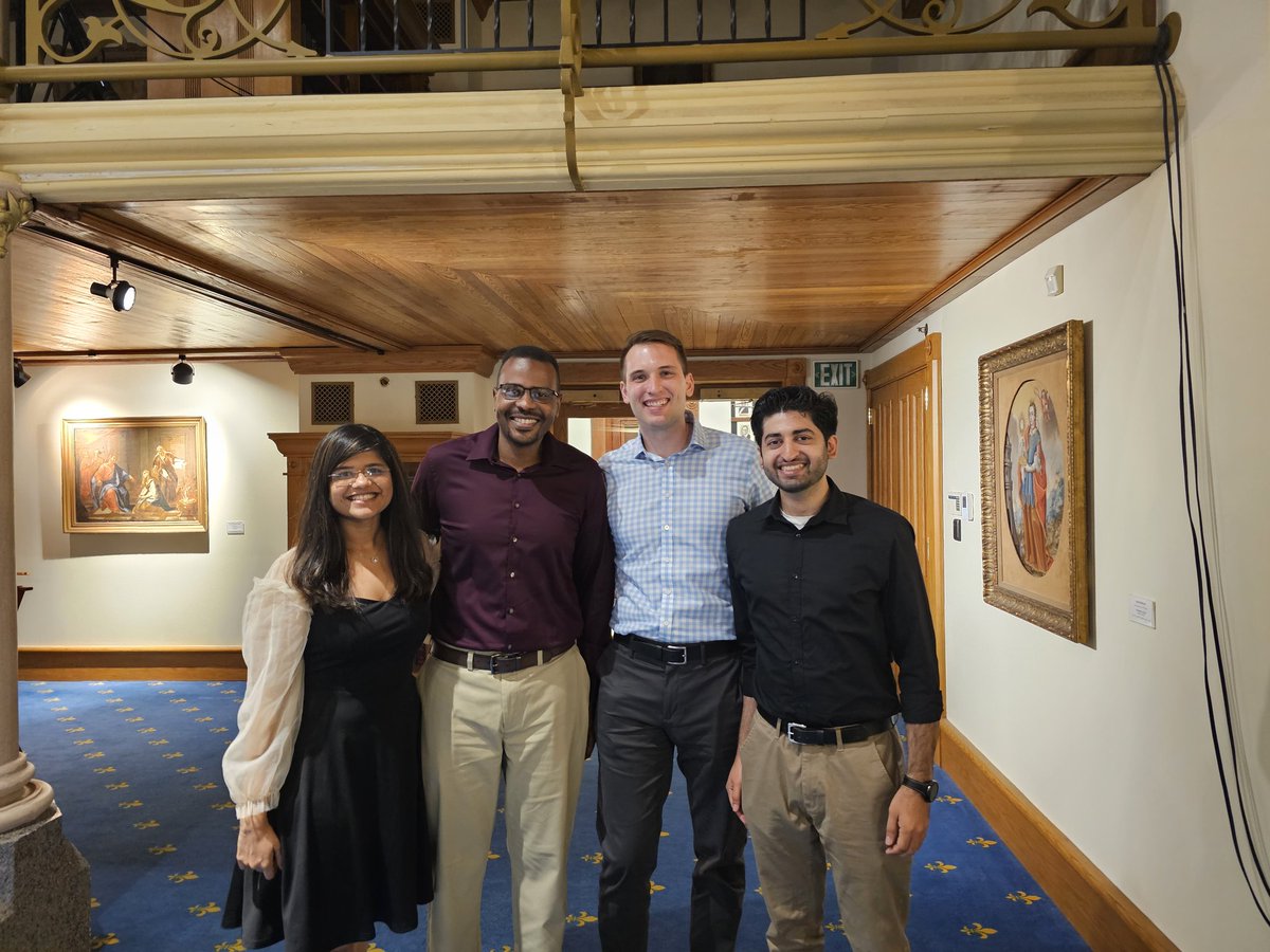 Class 2025 warm up for graduation!!