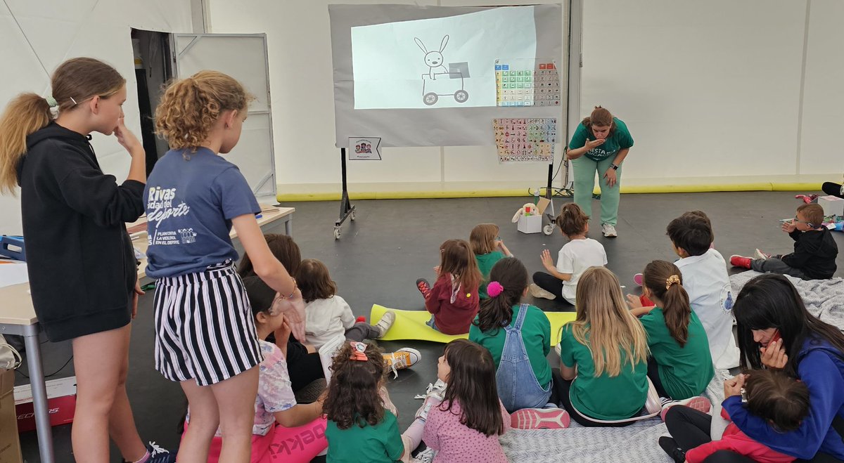 La #pandillaletrilla estuvo en la fiesta de la educación publica y disfrutamos tanto que repetimos cuento!
Gracias <a href="/SACE_rivas/">SACE</a> por invitarnos y hacer todo fácil.
Gracias <a href="/AidaCast/">Aída Castillejo</a>, <a href="/josalfaro/">jose alfaro</a>, <a href="/caoticayas/">Yasmin🔻</a> y <a href="/FAPA_Giner_Rios/">FAPA Giner Ríos</a> por mostrar gran interes por la #CAA. 
#leocomotu