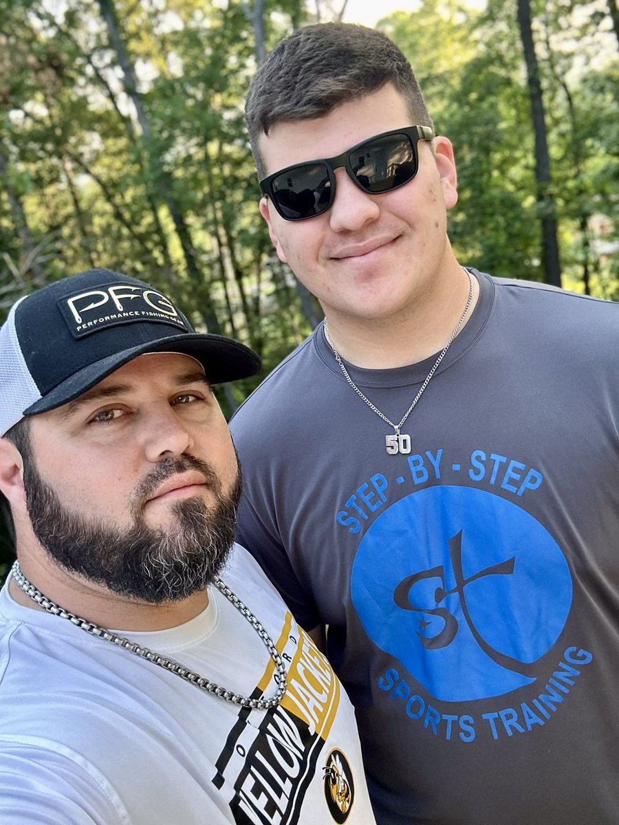 TheBamaAndy's tweet photo. Here to watch @AndrewKJr05 work for em today at the 3rd annual #MagicCityShowcase
Letโs get it, son. Go make us proud! ๐๐ป๐ช๐ป๐ช๐ป๐ฏ. #StepByStep #GoBigO ๐ค๐๐
@CoachSamAdams @CoachL__ @CoachHsbs @martaewyckoff @CoachO_53 @CoachJFull @OldGoldFB @OHSJackets1 @ocsjackets https://t.co/3r06XZ2h6o