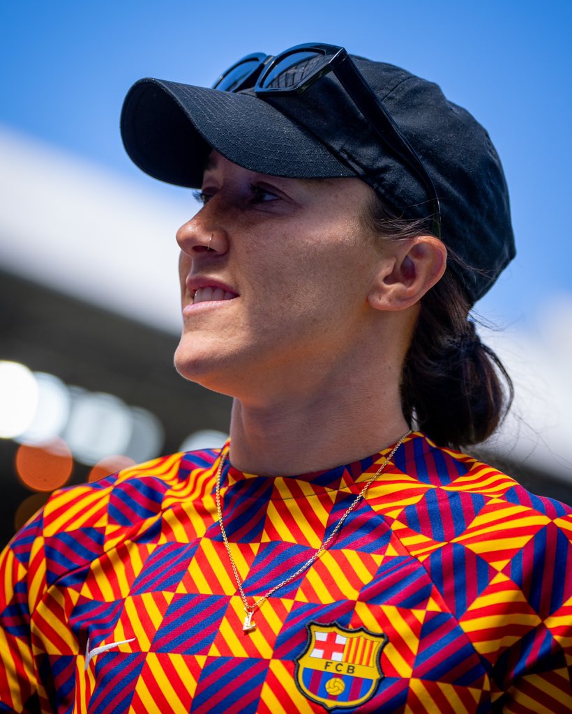 FCBfemeni's tweet photo. Lucy final mood 😎 https://t.co/gGcNd1zJwX