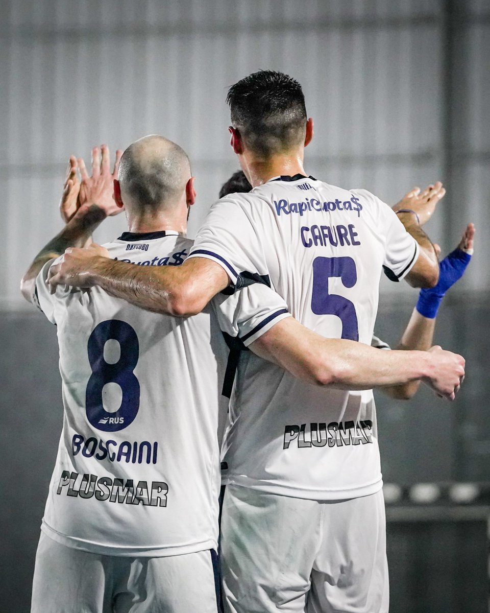 FutsalCGE's tweet photo. 🐺💙 ¡Felices 136 años a nuestra razón de ser! 🥳

Estamos orgullosos y orgullosas de defender al Club más hermoso del mundo. 🙌🏼

𝐒𝐨𝐦𝐨𝐬 𝐥𝐚 𝐜𝐢𝐮𝐝𝐚𝐝.

#ElFutsalDeLaCiudadCapital https://t.co/LDw1otdnXJ