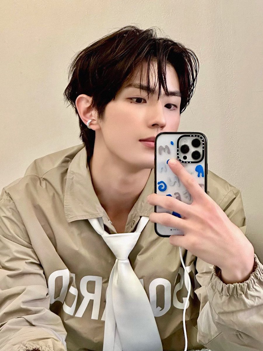 CIX tweet media