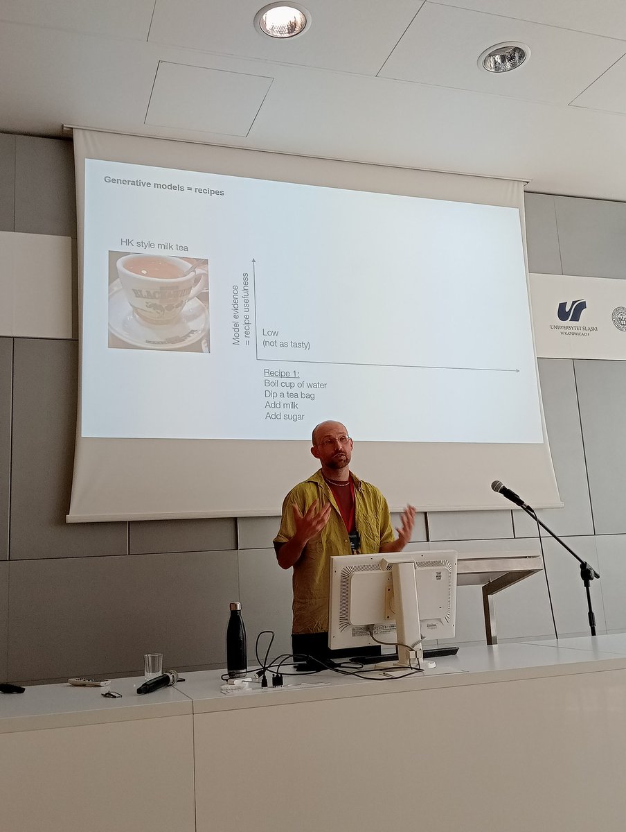 Ryszard Auksztulewicz talks about "Predictive hearing in the brain" at the "Living in the Soundscape: from Cognitive to Cultural Approaches and Back" (Katowice)