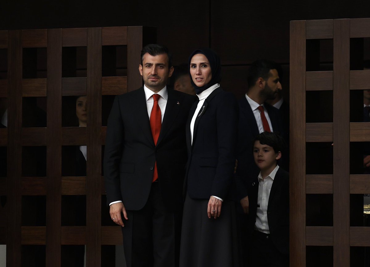 Yürüyen SİHA Selçuk Bayraktar 🔥