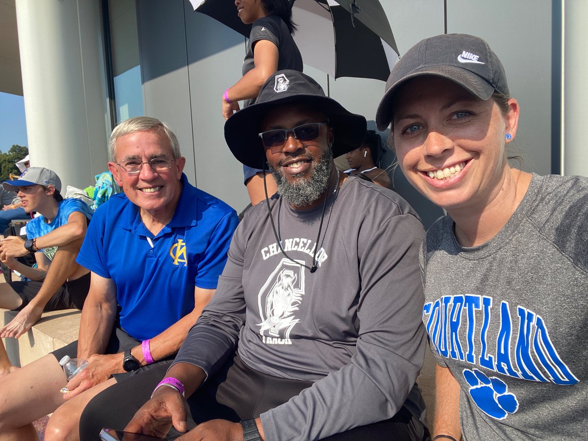 CoachKLowery's tweet photo. The gang is back together!All coaching at 3 different schools now but thankful we get the opportunity to be together and support each other at meets throughout the season! @CoachCheeks90 https://t.co/BmV1IvQZdN