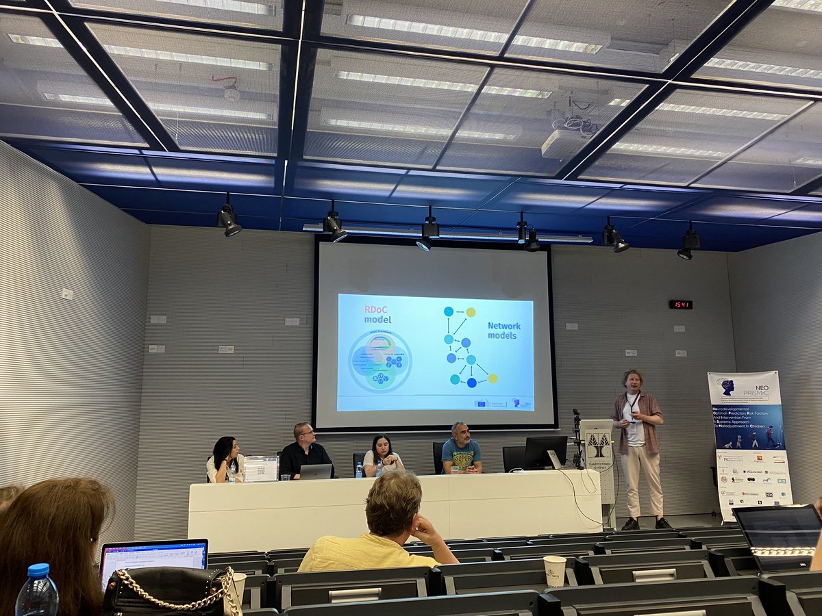 Ending our conference with discussing interesting insights and important challenges for interventions taking into account the multidimensionality of developmental disabilities.