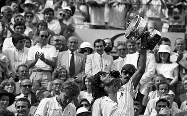 Welcome to another edition of Substack Reads.

This week we’re reading <a href="/leylakazim/">Leyla Kazim</a>, <a href="/christophclarey/">Christopher Clarey 🇺🇸 🇫🇷 🇪🇸</a>, <a href="/Narratively/">Narratively</a>, <a href="/cox_tom/">BfiCoin</a>, <a href="/RanFlygenring/">Upp með hendur</a>, <a href="/andjelicaaa/">Ana Andjelic</a>, <a href="/IsaacFitzgerald/">Isaac Fitzgerald</a>, <a href="/inkyelbows/">Debbie Ridpath Ohi</a>, and more.

read.substack.com/p/substack-rea…