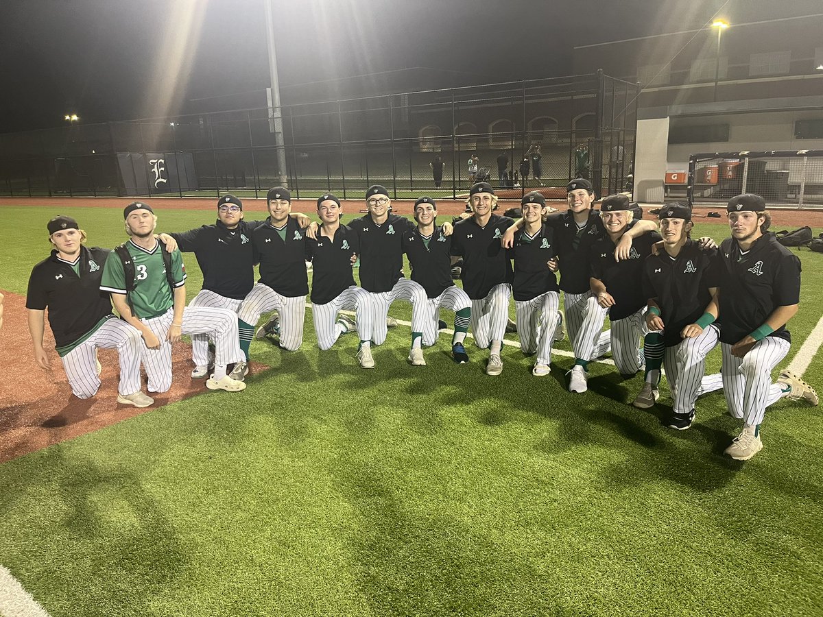 Stephen Smith tweet media