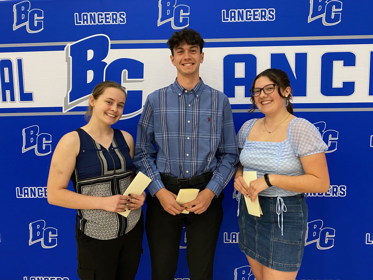 Congratulations to these seniors who are our 2023 scholarship recipients!
instagram.com/p/CtB8B35OcrG/…