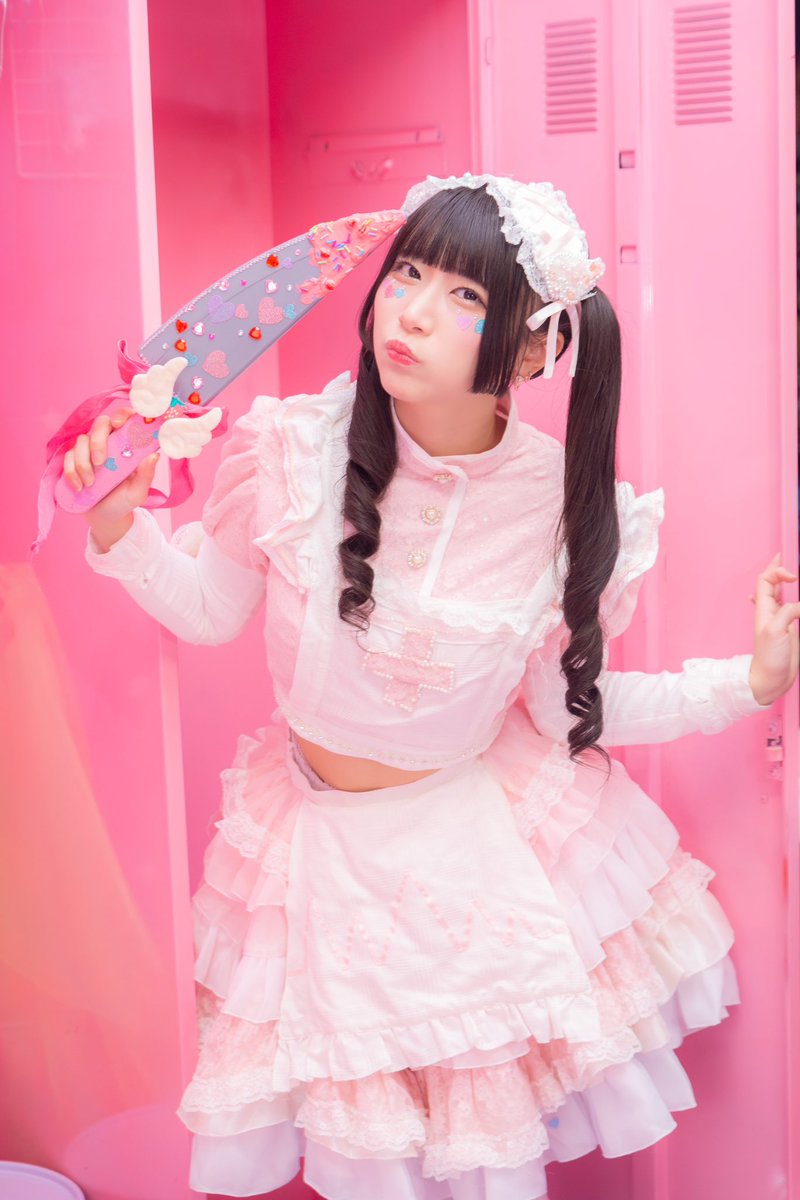 【🧠ྀི💒小鳥遊める展のお知らせ💒🧠ྀི】

2023年6月13日(火)ー18日(日)
💒ギャラリーZ上野さんにて♡
小鳥遊めるはじめての単独写真展をさせていただきまる♡

写真パネル♡私物♡お衣装展示♡チェキ会♡5分撮影♡盛りだくさんなのでぜひ！期間内1日でも足を運んでいただけたらうれちまるです*.+ﾟ