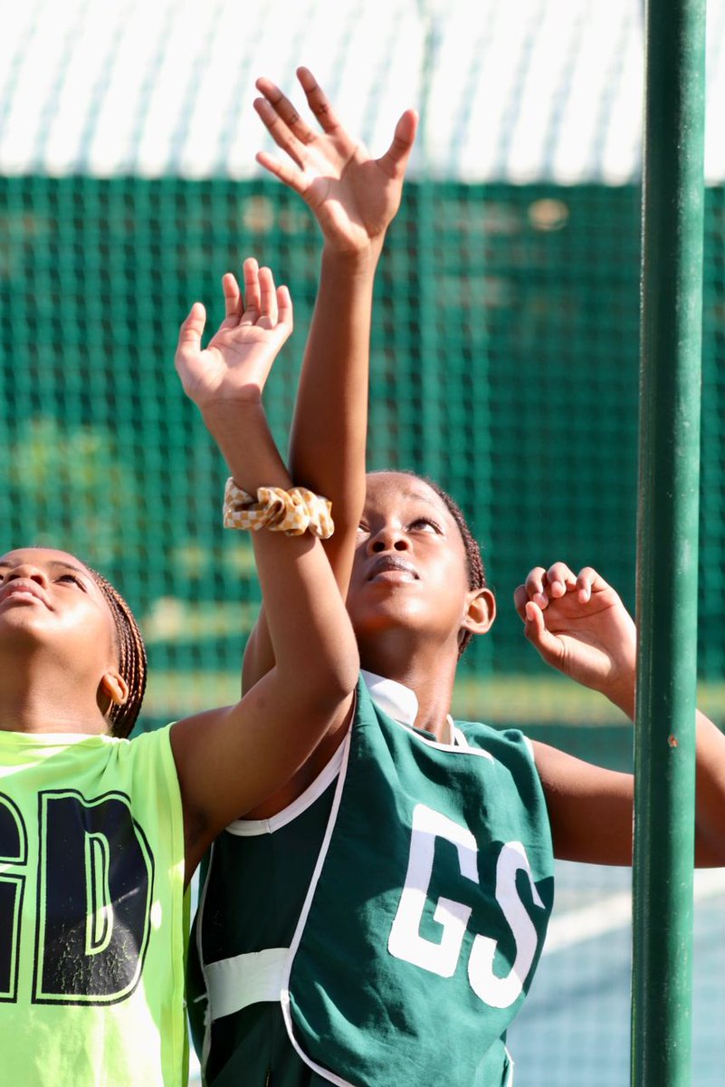 ThornhillBW252's tweet image. Thank you to all the schools who participated in the U13 football and netball festival @Thornhill today. Our @Thornhil teams performed superbly well and good luck to all the teams for the rest of the season. #TheThornhillWay #WithRespect #AlwaysResponsible #YearningToLearn