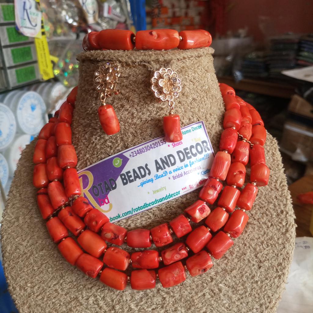 Original Coral Jewelry
+2348030420155
#Iyun #Ovie #Bridal #Iyaiyawo #bellanaija #asoebi #nationwideDelivery #RotadBD #AkureBeader #Beading #JewelryAccessories #BeadworksTraining #NatureBeads