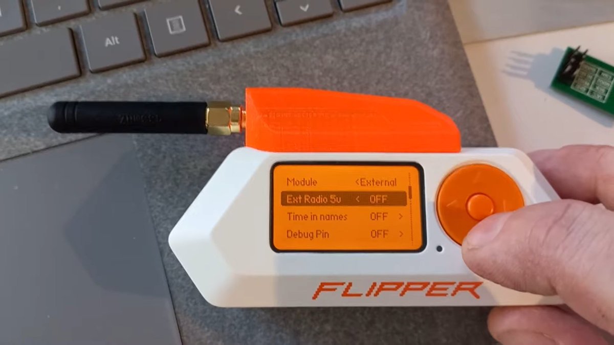 giammaiot2's tweet photo. Flipper Zero Garage Doors, Gas Signs, External Radio Modules
https://t.co/vdk72TL1Yl
we look at the compromised Security rolling codes of GarageDoor... the Princeton 24bit Signage control system & the mysterious coding!
#SoftwareDefinedRadio #SDR
#FlipperZero
#ExternalAntenna https://t.co/hVOkjUeRhb