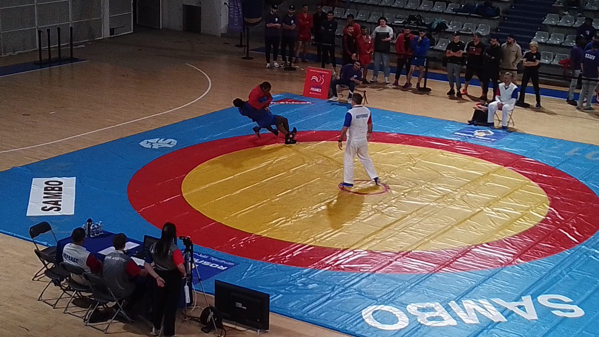 CFSambo's tweet photo. #grandprixdeparis2023 

Pour tous ceux qui n'ont pas pu être là, on pense à vous 📷
#LeLeaderduSamboFrançais #sambo #sambolife
#sportdecombat #martialclub #martialarts
#martialtraining #combatsports #combatsambo
#womeninsambo
#sambowomen #martialarts #fightinglife #fightingarts https://t.co/4wYDf9ZImp