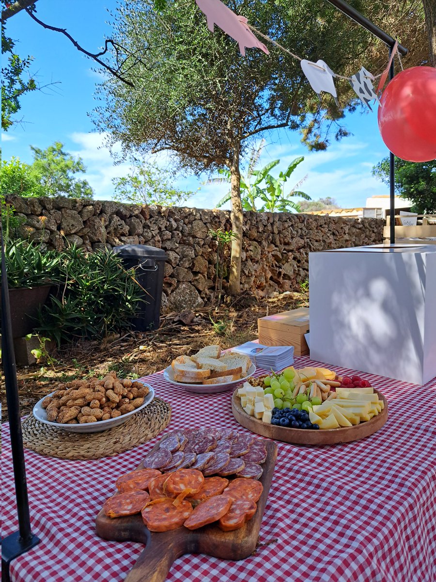 Avui el #Cookingfamiliar s'emplaça a S'Ullestrar. Visita +tast+curtmetratges <a href="/MadeinMenorca_/">Made in Menorca</a> #CookingFilms2023