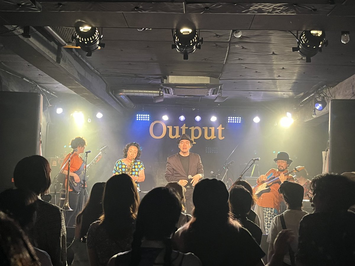 chiejon's tweet photo. 昨夜のレコ発ライブが素晴らしかったヨシムラタカシくんと明日は栄町生活の柄で唄会！もりとさんと詩導さんも一緒に、4名で歌を回しまくろうと思ってます。よろすくがらす！ https://t.co/OMDx5Nzvs3