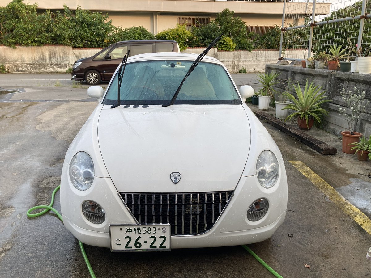 taroutube's tweet photo. 直撃台風が去ったので洗車や！
今日はすごくいい天気 https://t.co/SS8uXNKdYI
