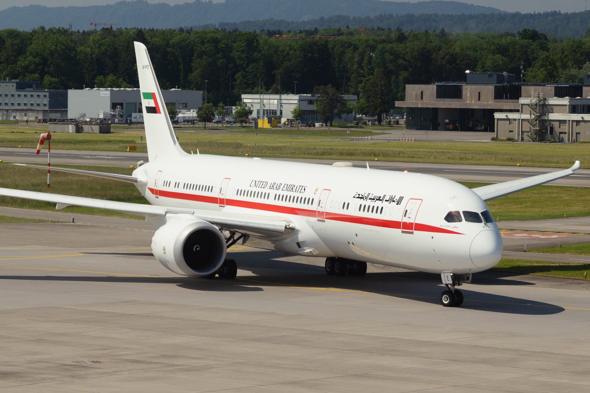 johnrichard1024's tweet photo. Finnaly back again at #ZRH. Today's special: 
A6-PFE | #Boeing 787-8 | 
A6-RJU | #Boeing 737-700 BBJ |
F-HMRH | #Airbus A330-200F | 2.6.23 #ZRH 

Thanks @Easyspotting | @Schmidy_87

#avgeek #avgeeks #aviation #plane #planes #planespotting #planespotter #spott https://t.co/0HK69tqqsK