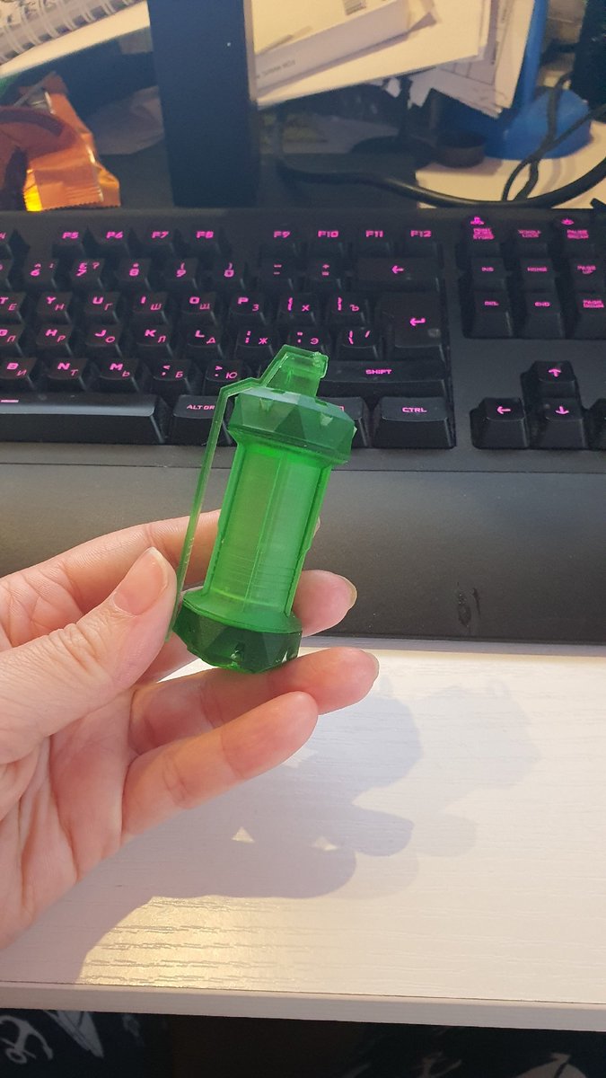 _dashwind_'s tweet photo. GRENADE KEYCHAIN - 3D model for 3D printing

Download: https://t.co/pnwCdYKU0I 

#grenade, #scifi, #futuristic, #container, #box, #stash, #cache, #weapon, #explosive, #tech, #moneybox, #arttoy, #valorant, #apex, #fortnite, #battletech, #fallout, #keychain, #scaled, #multicolor https://t.co/zdFRuB23QN