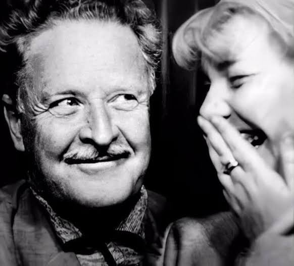 Ayça Mete tweet media