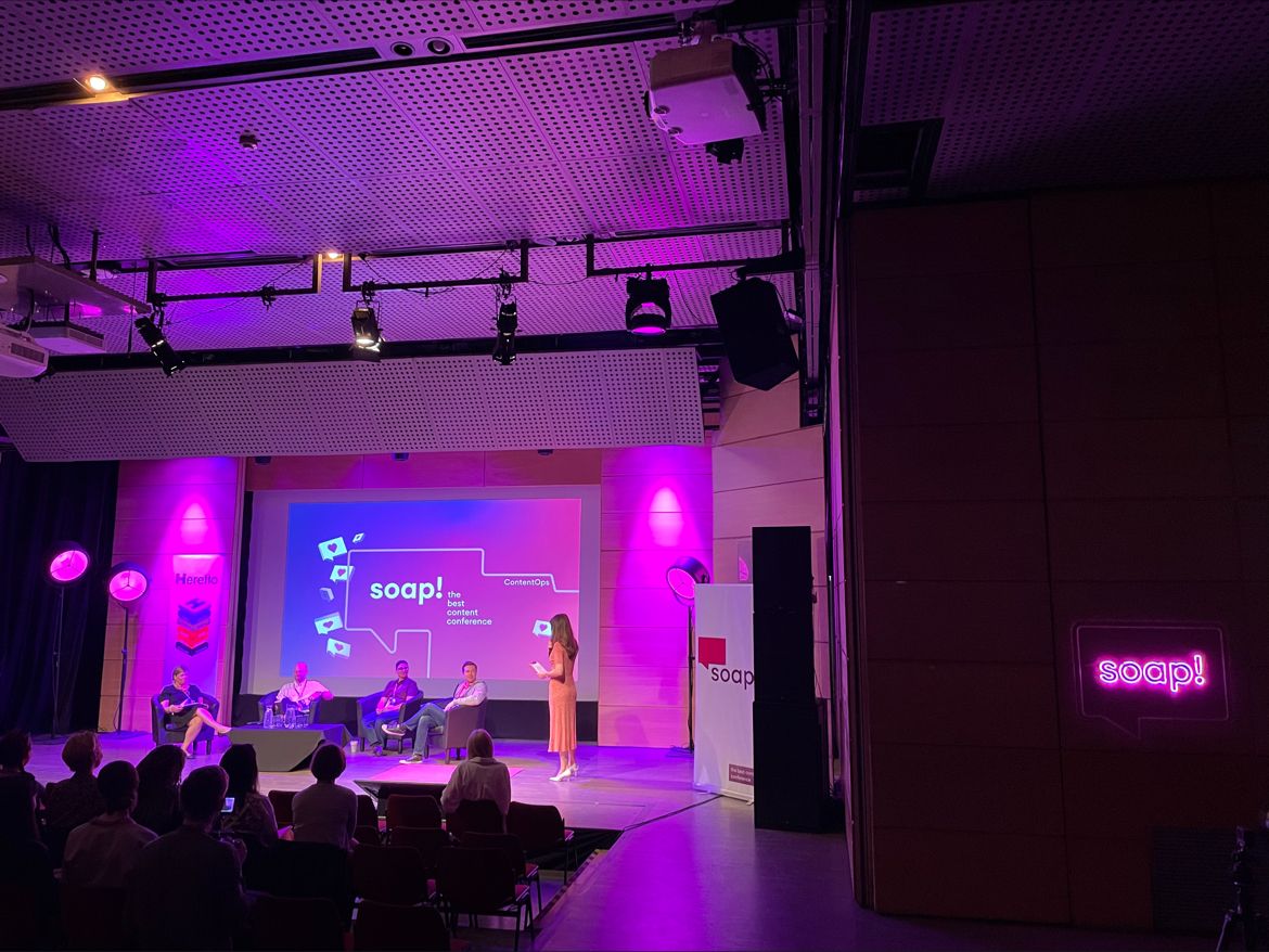 Soapbox talks, panel discussions, conf stretching to Saturday... a few things are new this year, some we want to keep for next editions, some we'd rather not 🙃
#soapconf