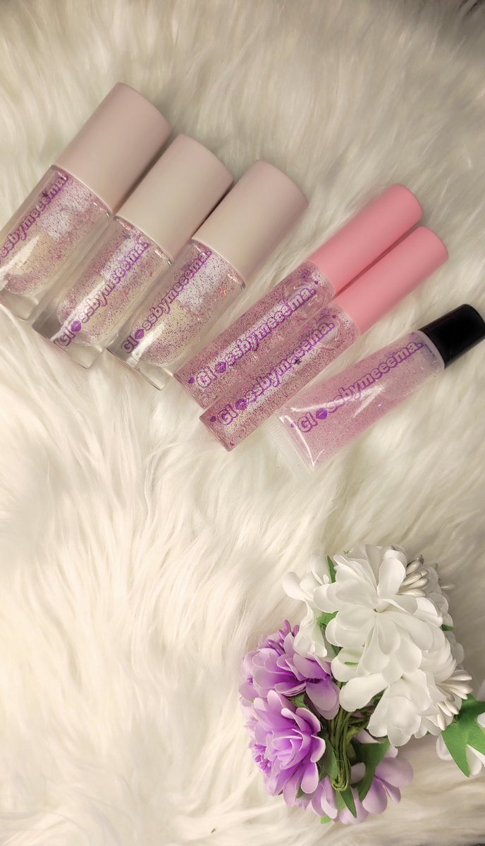 Jemima💄 (@thisismeeema) on Twitter photo With utmost joy in my heart it’s my pleasure to unveil my lipgloss brand “Glossbymeeema”. Handmade Aesthetic lipgloss infused with natural oil to keep your lips moisturized for 24hrs 💄💜
P.S follow my business page
<a href="/glossbymeeema/">Glossbymeema</a> With utmost joy in my heart it’s my pleasure to unveil my lipgloss brand “Glossbymeeema”. Handmade Aesthetic lipgloss infused with natural oil to keep your lips moisturized for 24hrs 💄💜
P.S follow my business page
<a href="/glossbymeeema/">Glossbymeema</a>